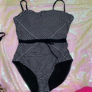 NWOT Plus One Piece Swimsuit